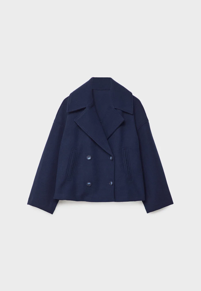 Beautifully Crafted Coat in a Classic Style