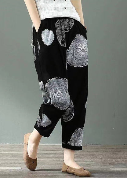 Well Tailored Pants with a Graceful Silhouette