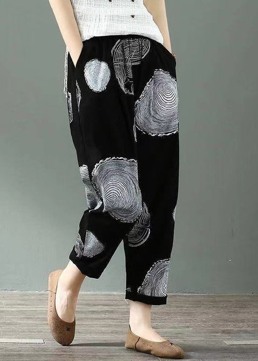 Well Tailored Pants with a Graceful Silhouette