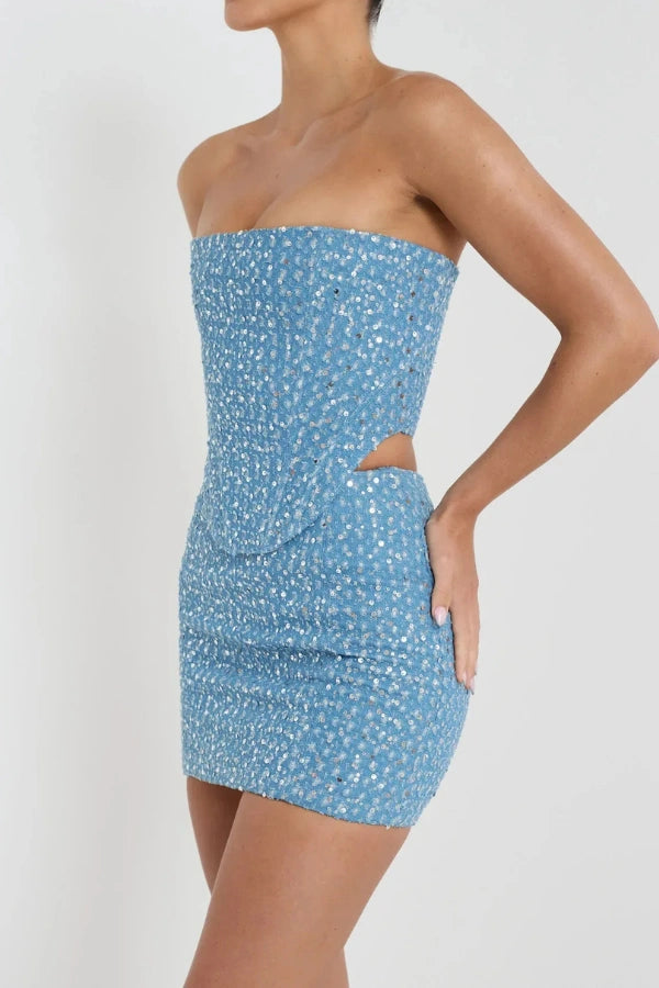 Beautifully Crafted Garment in a Classic Style