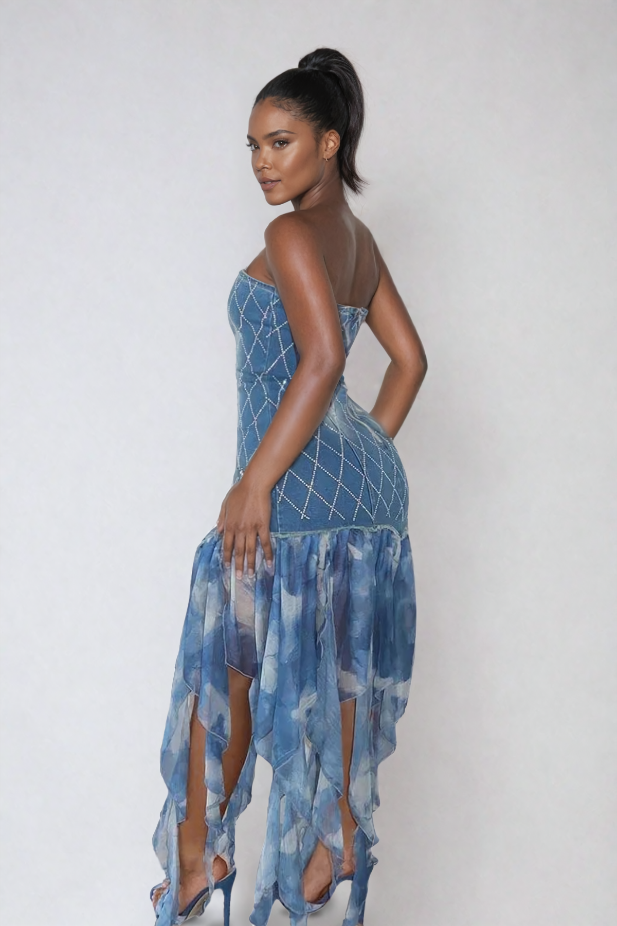 Classic Vintage & Enduringly Stylish Dress