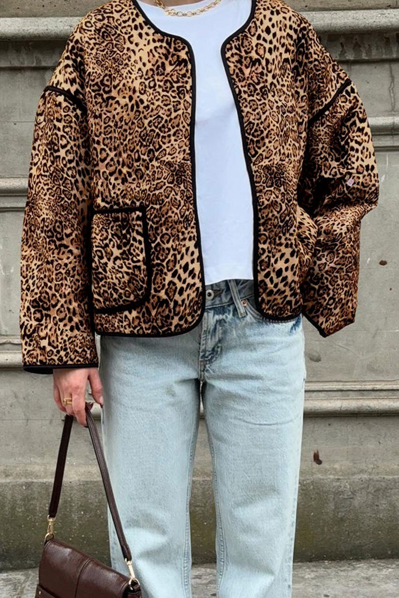 Gracefully Styled Garment for Any Occasion