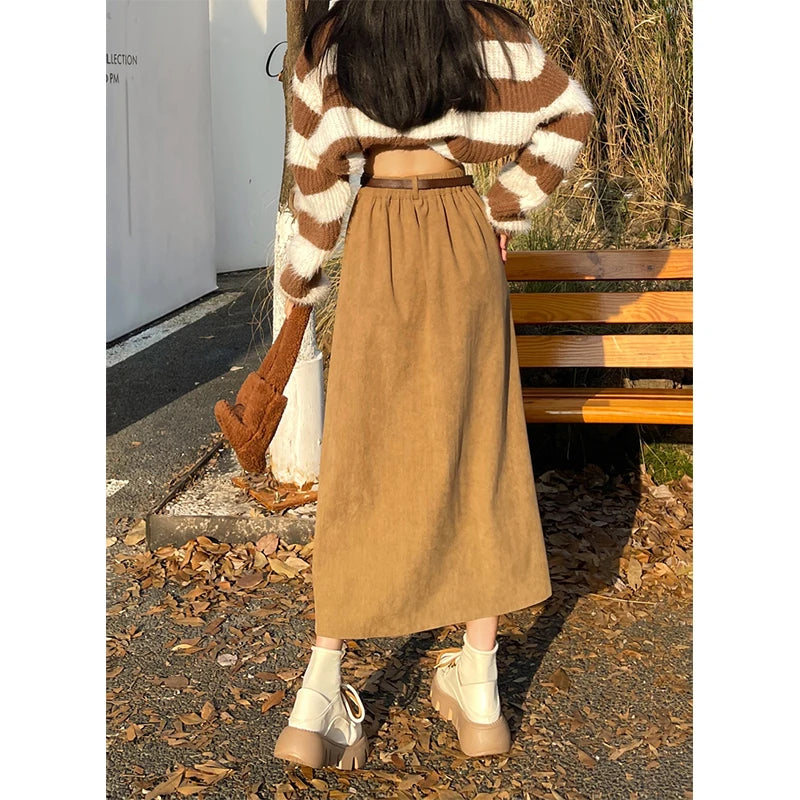 Well Tailored Garment with a Graceful Silhouette