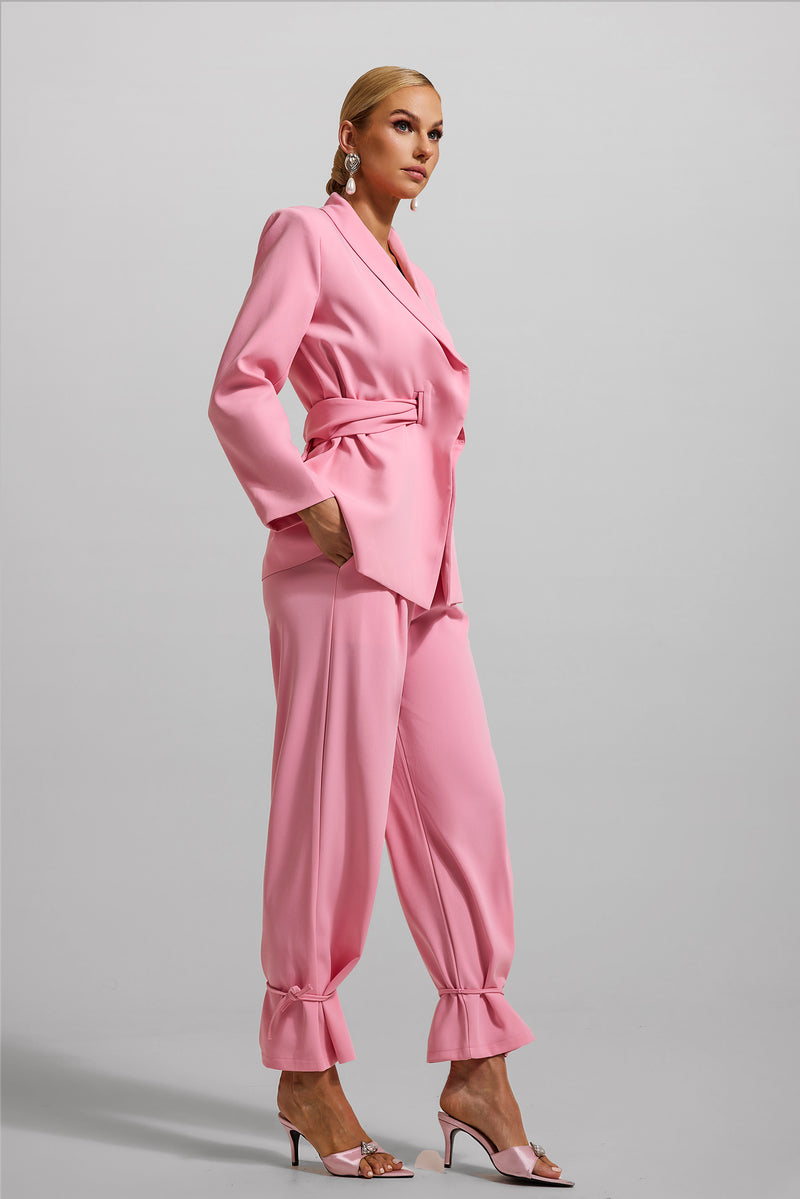 Beautifully Crafted Pants in a Classic Style