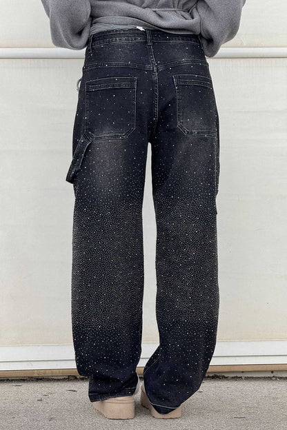 Sophisticated Garment with a Clean Classic Look