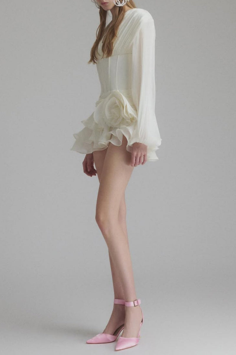 Classic Vintage & Enduringly Stylish Dress