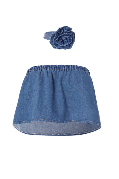 Effortlessly Elegant Top with a Timeless Design