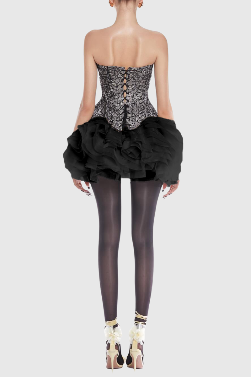 Gracefully Styled Garment for Any Occasion