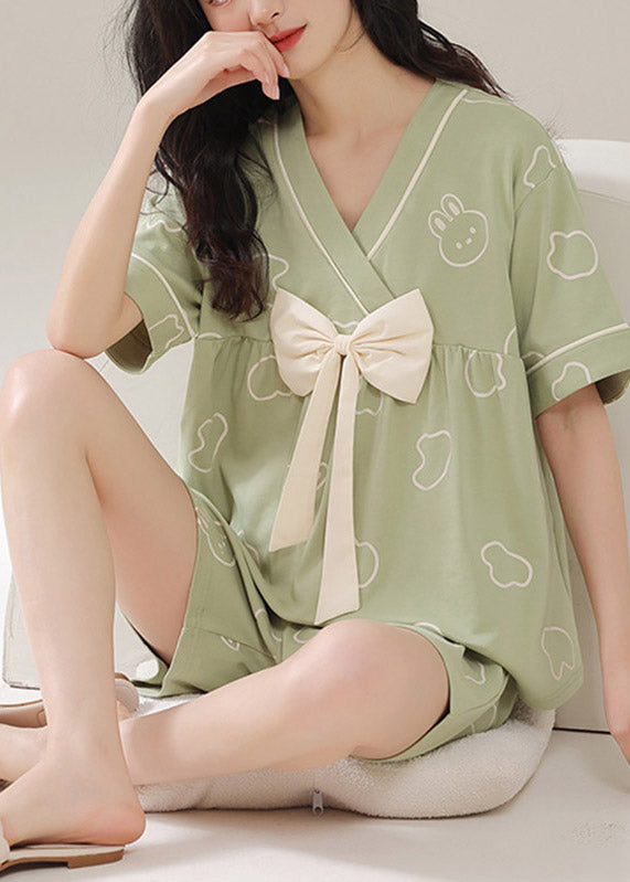 Gracefully Styled Garment for Any Occasion