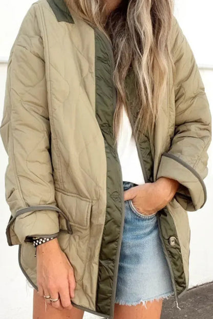 Effortlessly Elegant Jacket with a Timeless Design