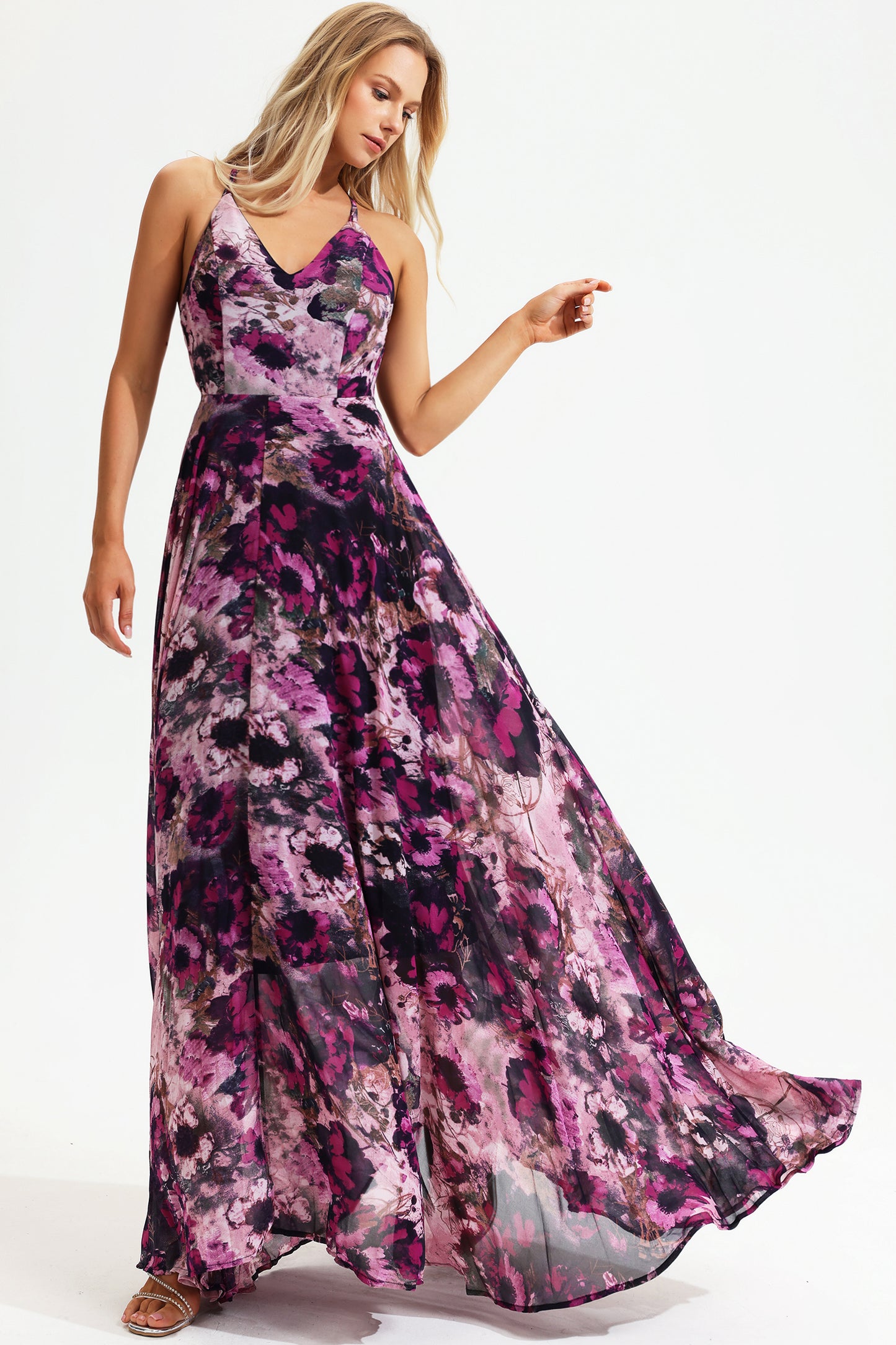 Beautifully Crafted Dress in a Classic Style