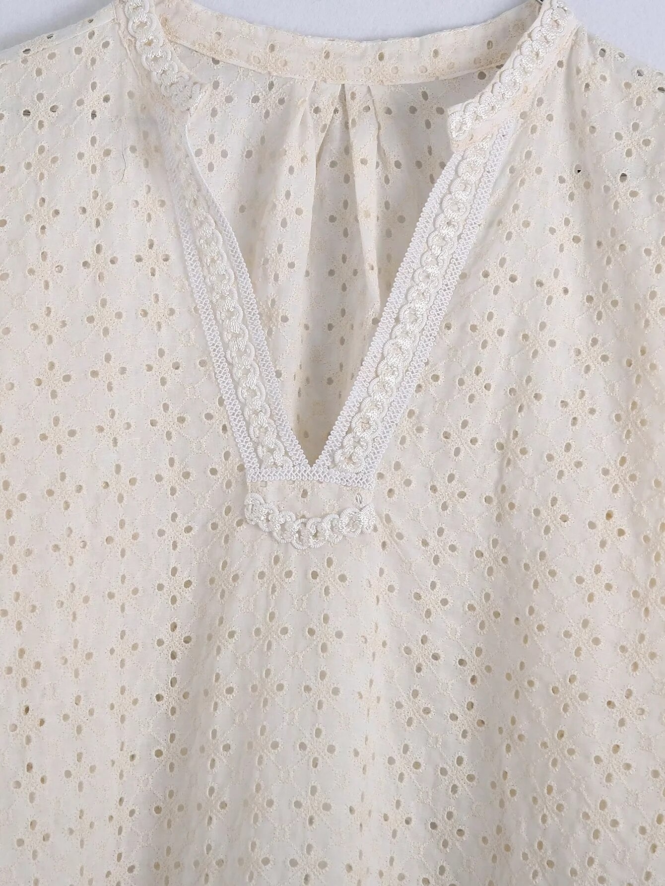 Gracefully Styled Garment for Any Occasion