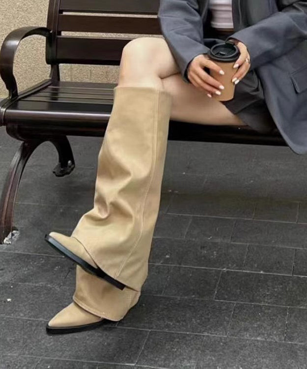 Beautifully Finished Boots in a Timeless Design