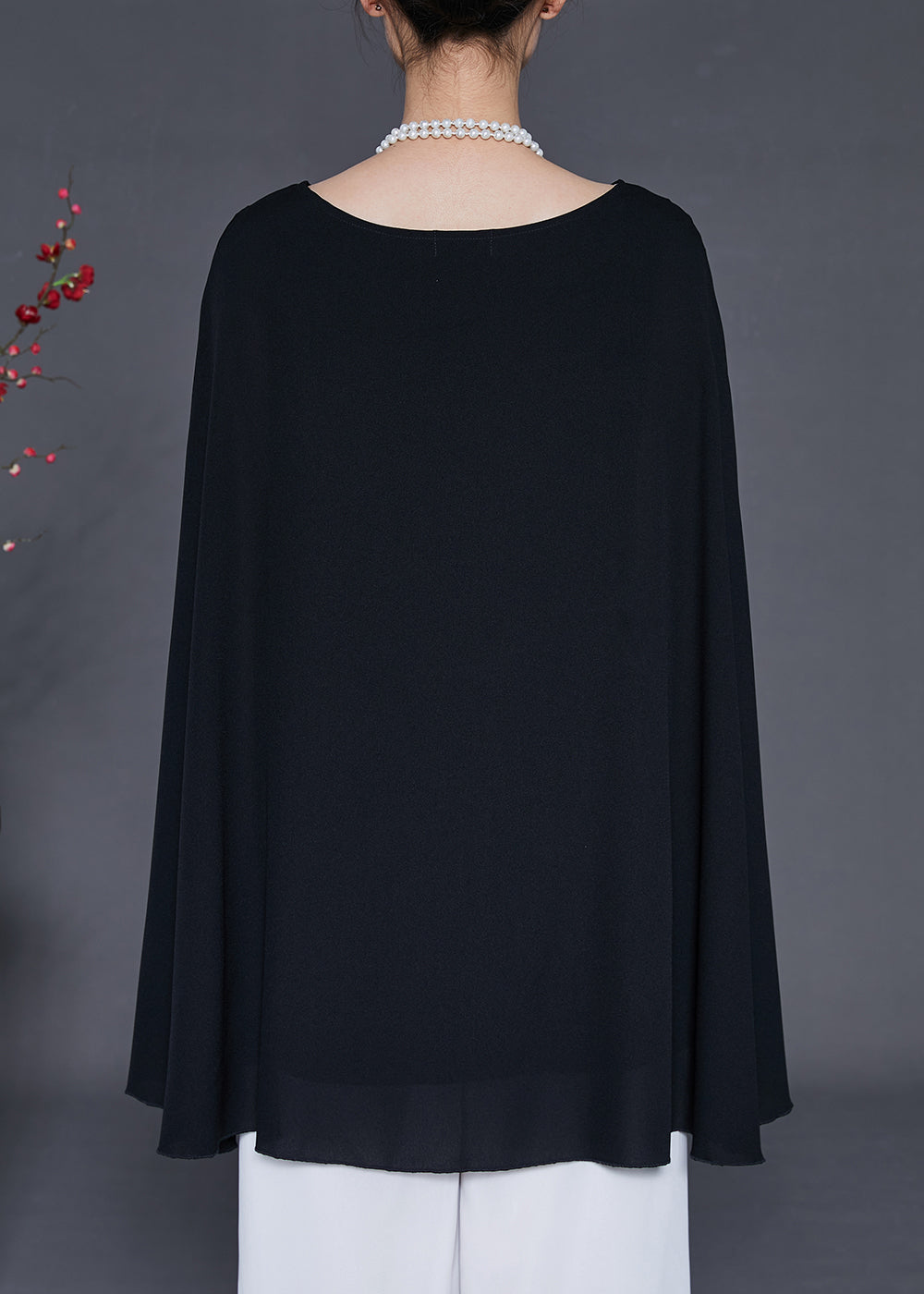 Effortlessly Elegant Shirt with a Timeless Design
