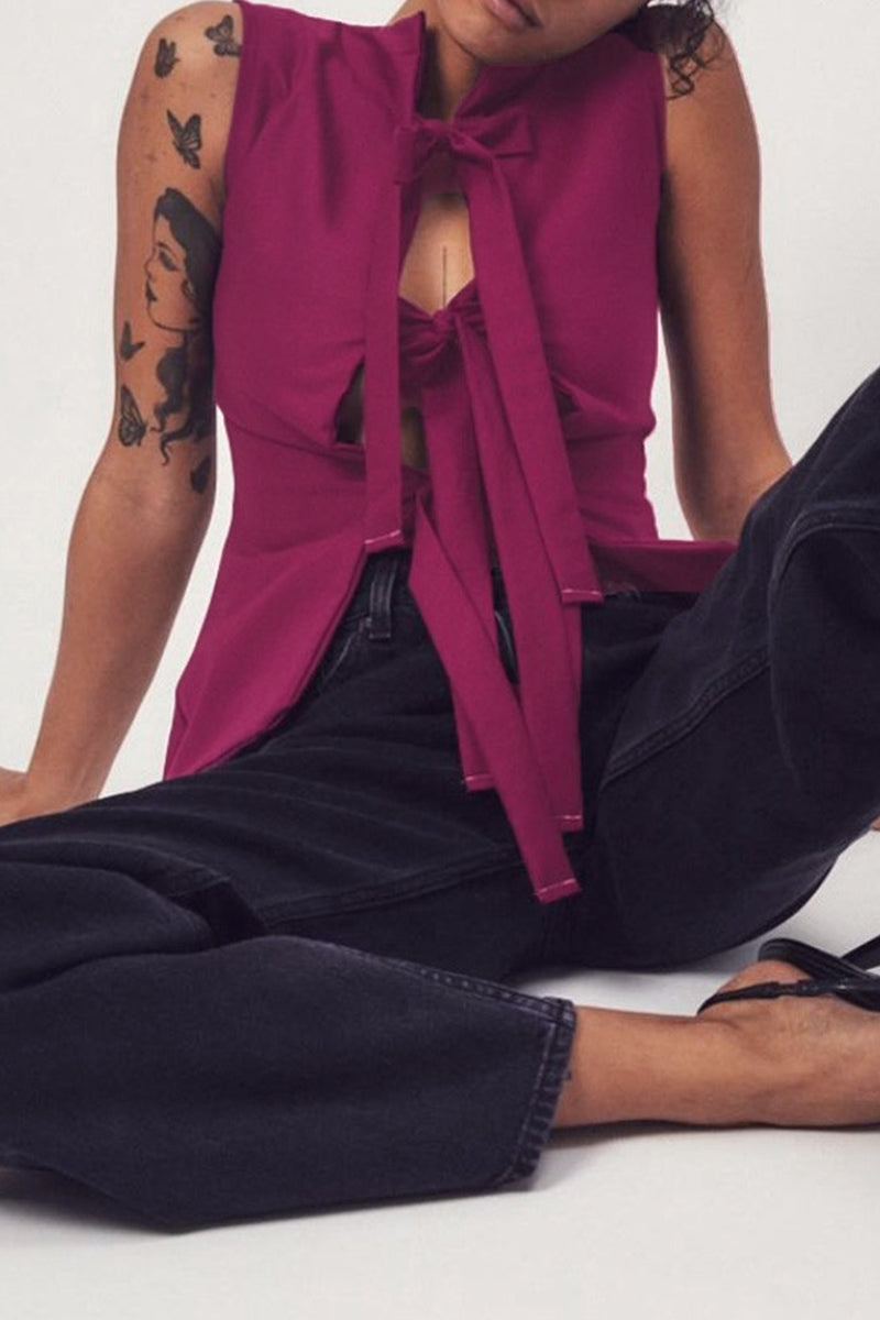 Well Tailored Top with a Graceful Silhouette