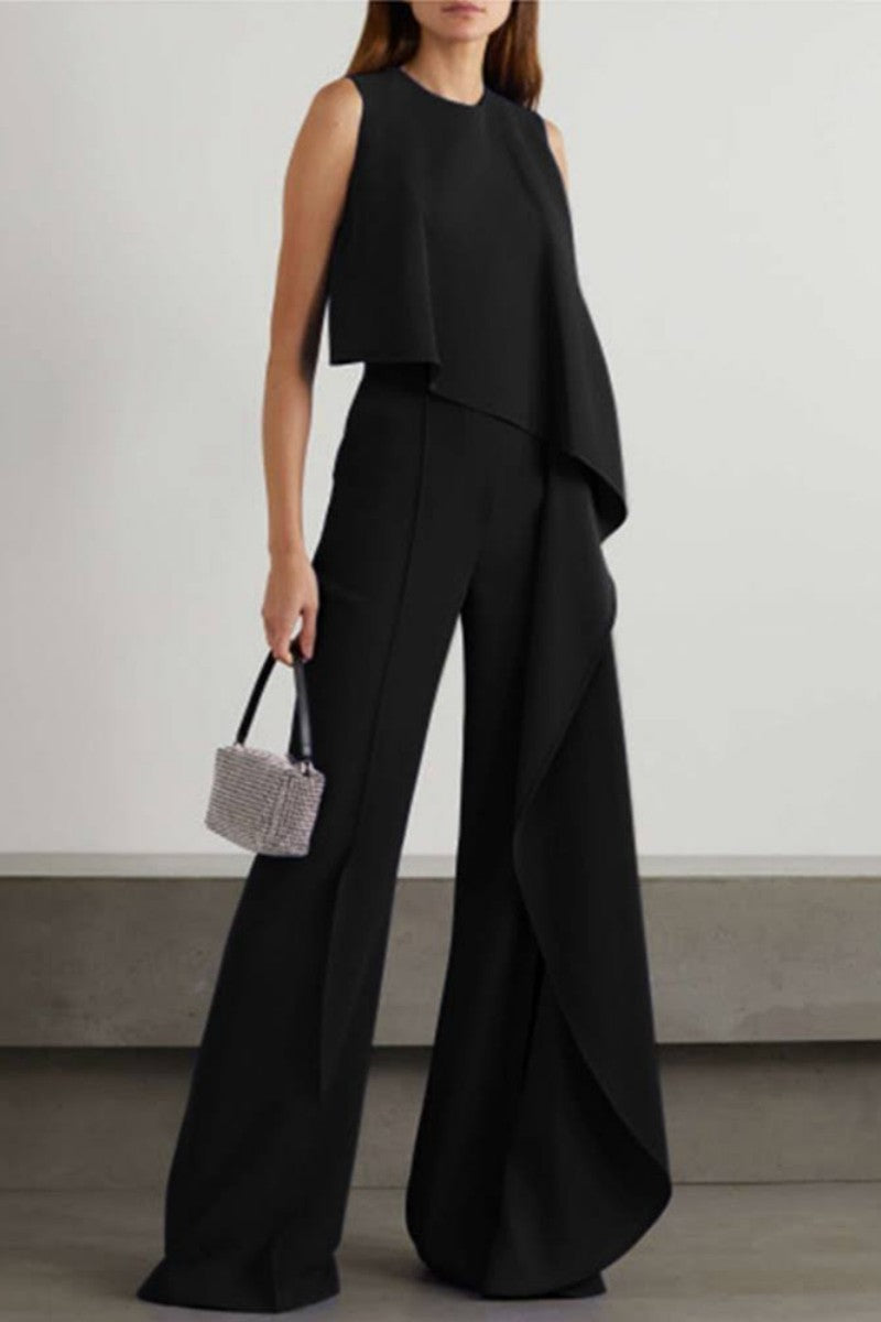 Sophisticated Garment with a Clean Classic Look