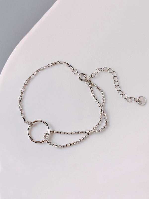 Sophisticated Garment with a Clean Classic Look