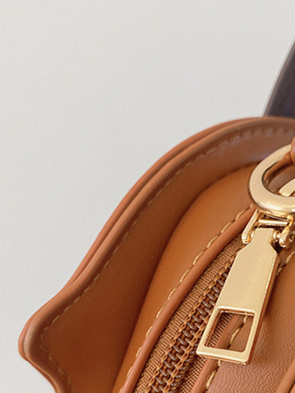 Classic Vintage Bag with a Flattering Fit