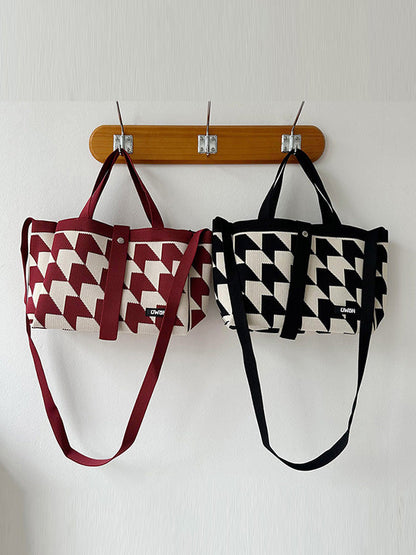 Sophisticated Bag with a Clean Classic Look