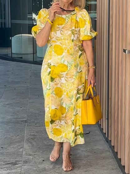 Classic Vintage Dress with a Flattering Fit