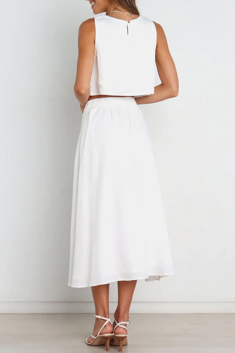 Gracefully Styled Garment for Any Occasion
