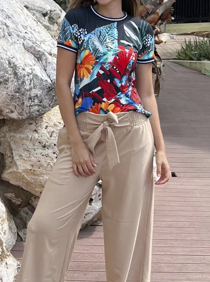 Effortlessly Elegant T-Shirt with a Timeless Design