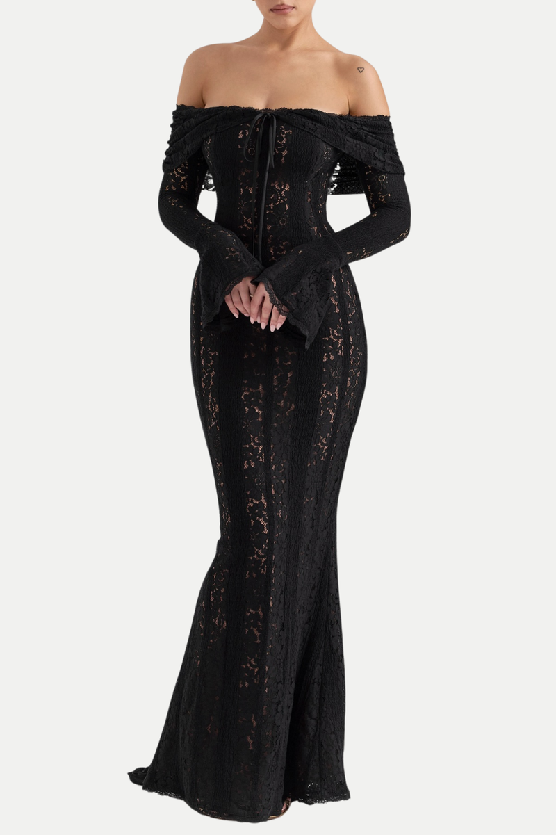Gracefully Styled Dress for Any Occasion