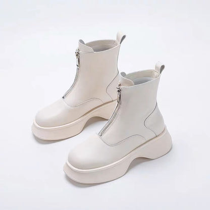 Elegantly Styled Boots for Everyday Wear