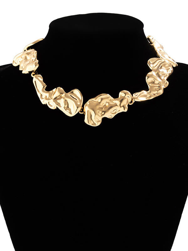 Effortlessly Elegant Garment with a Timeless Design