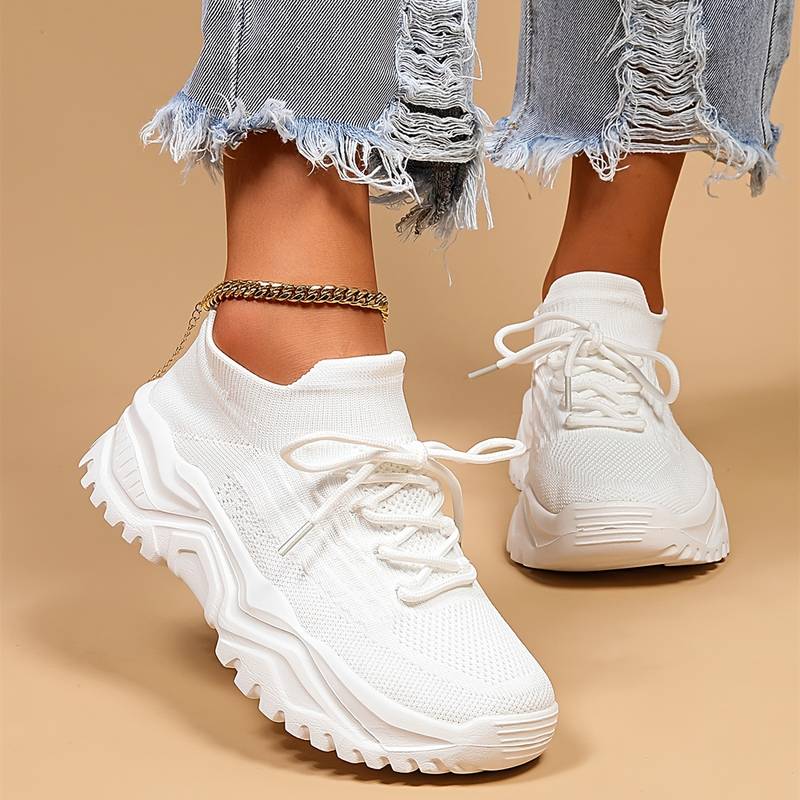 Classic Vintage Sneakers with a Flattering Fit