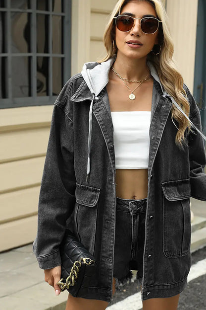 Effortlessly Elegant Jacket with a Timeless Design