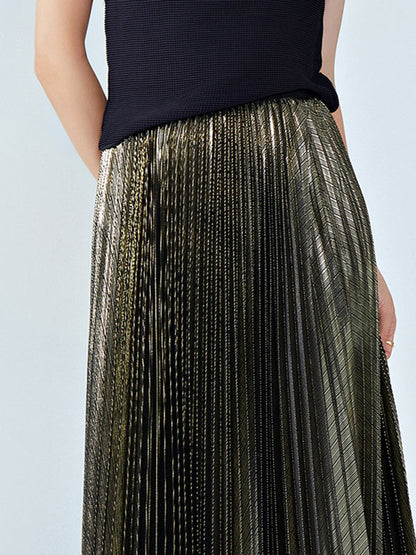 Gracefully Styled Garment for Any Occasion
