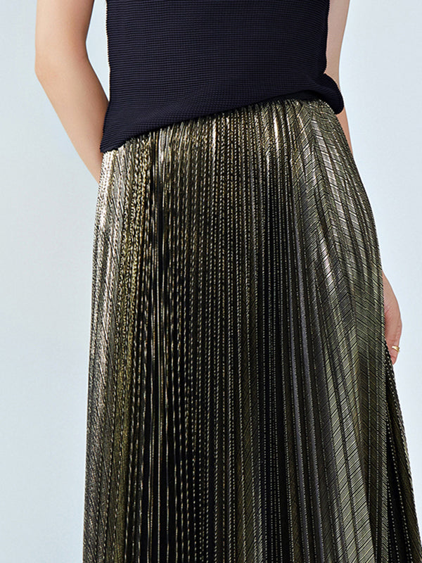 Gracefully Styled Garment for Any Occasion