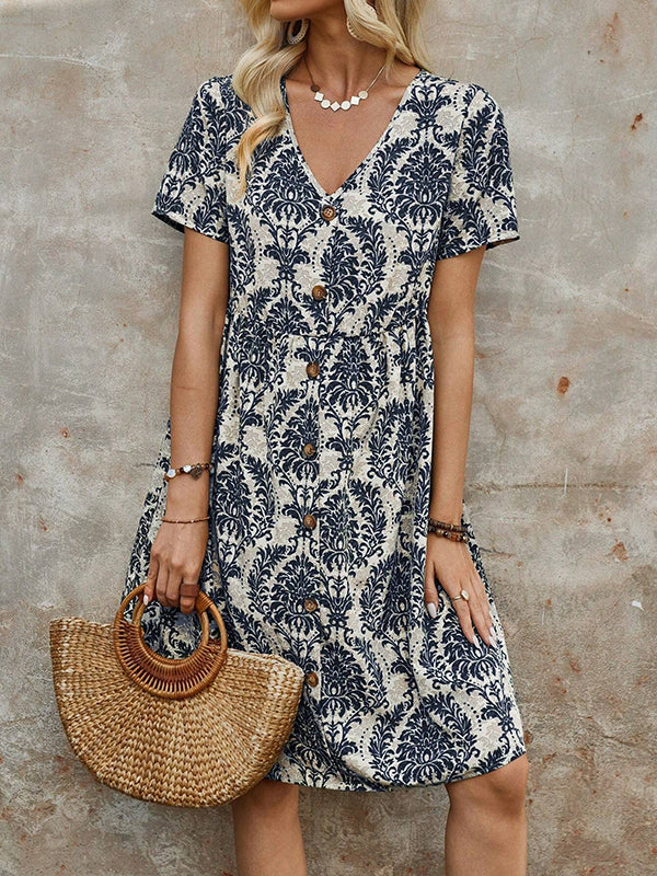 Sophisticated Dress with a Clean Classic Look
