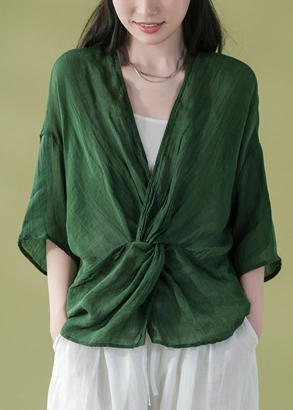 Beautifully Finished Top in a Timeless Design