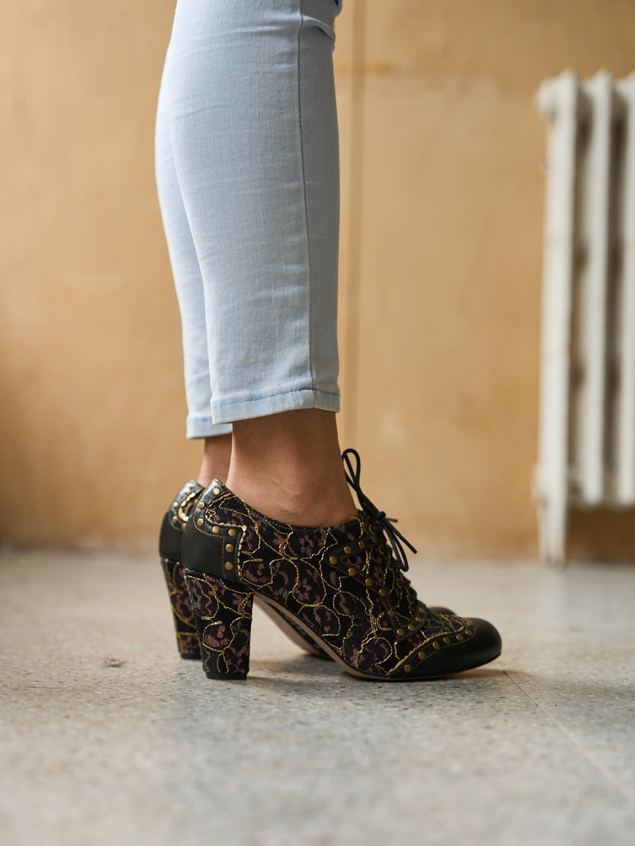 Classic Vintage Garment with a Flattering Fit