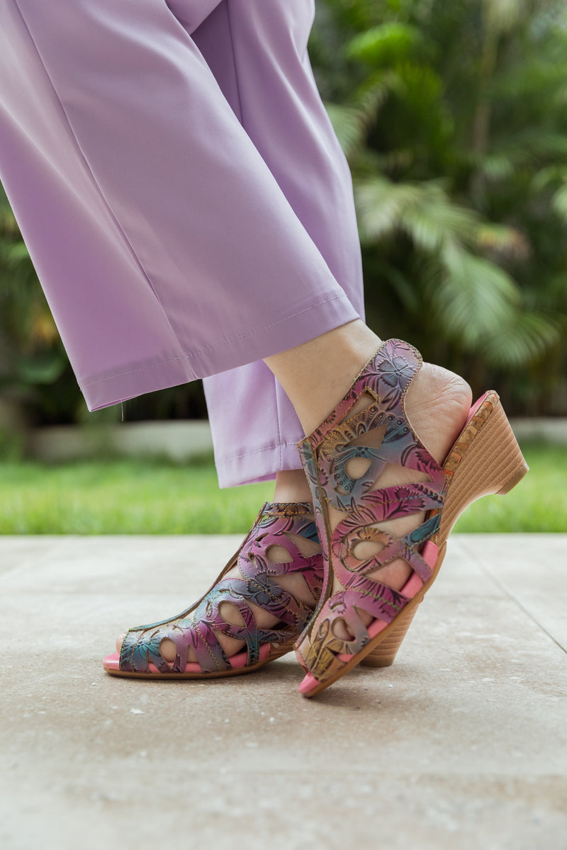 Gracefully Styled Garment for Any Occasion