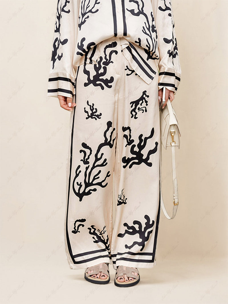 Classic Vintage Pants with a Flattering Fit