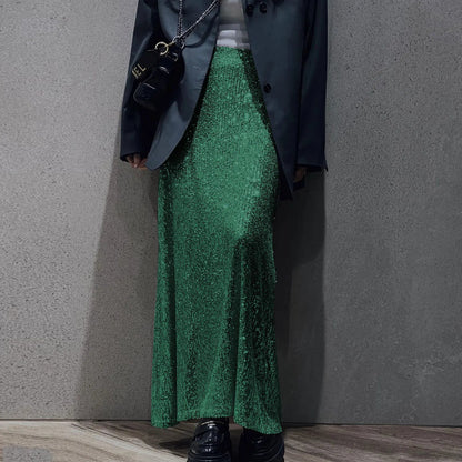 Well Tailored Garment with a Graceful Silhouette