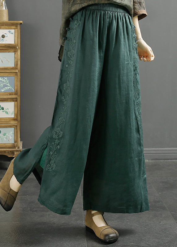 Classic Vintage Pants with a Flattering Fit