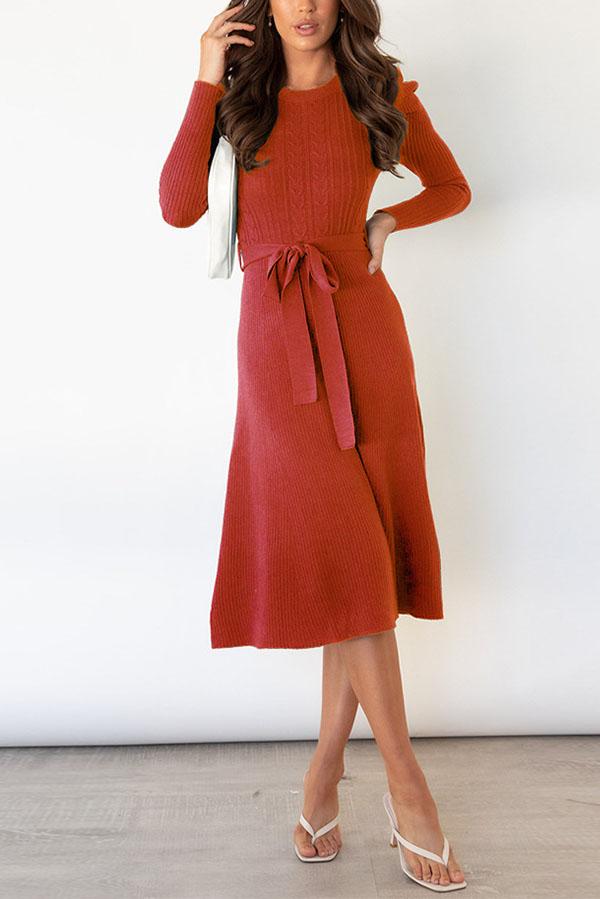 Sophisticated Dress with a Clean Classic Look