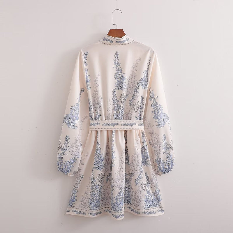 Beautifully Finished Pullover in a Timeless Design