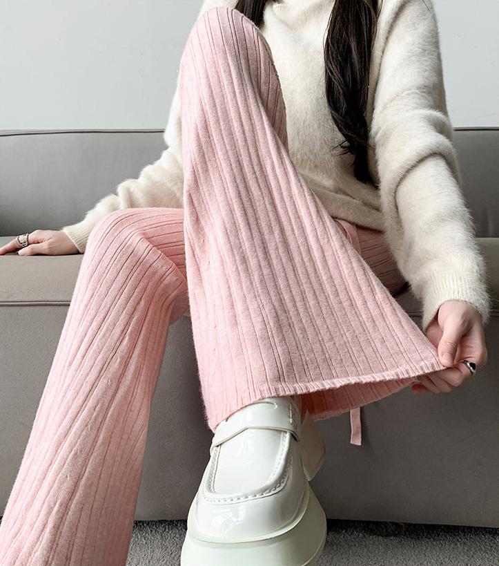 Gracefully Styled Pants for Any Occasion