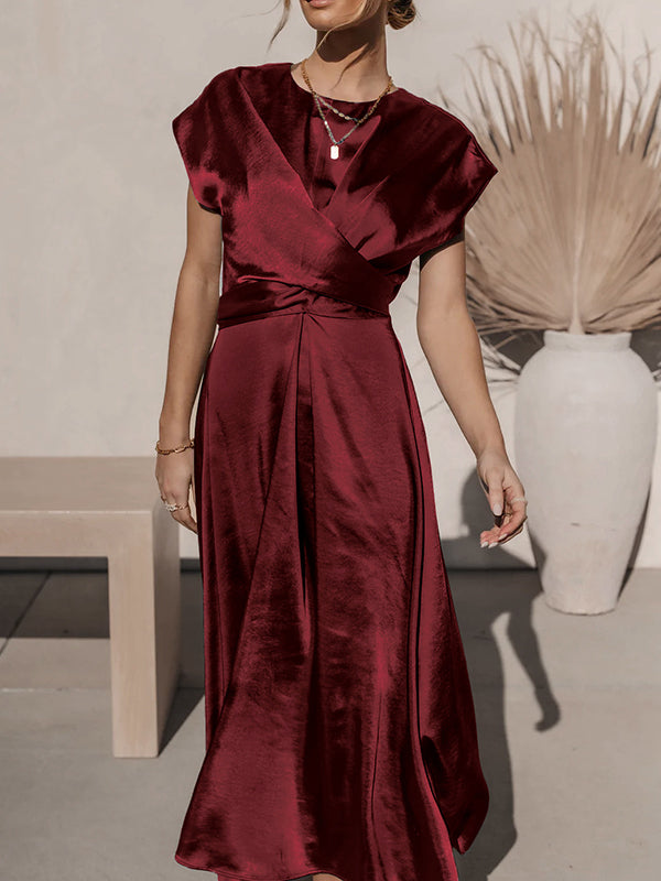 Effortlessly Elegant Dress with a Timeless Design