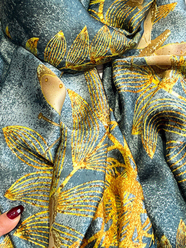 Effortlessly Elegant Garment with a Timeless Design