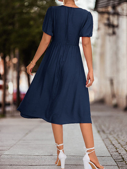 Classic Vintage & Enduringly Stylish Dress