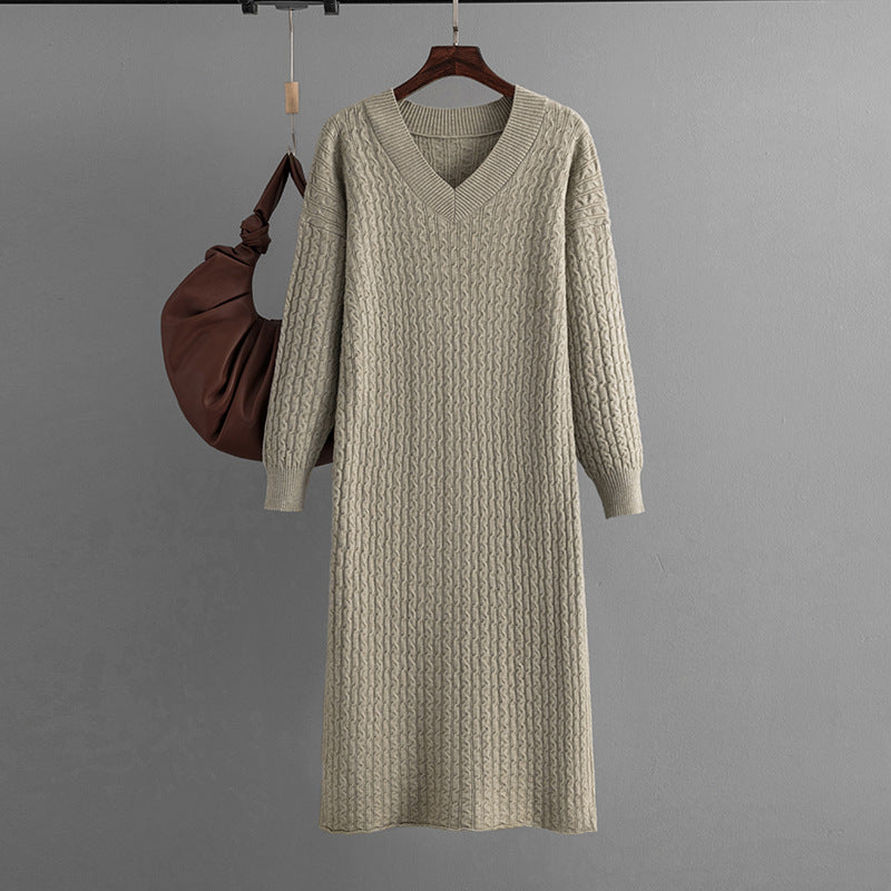 Classic Vintage Sweater with a Flattering Fit