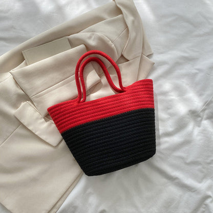 Effortlessly Elegant Bag with a Timeless Design