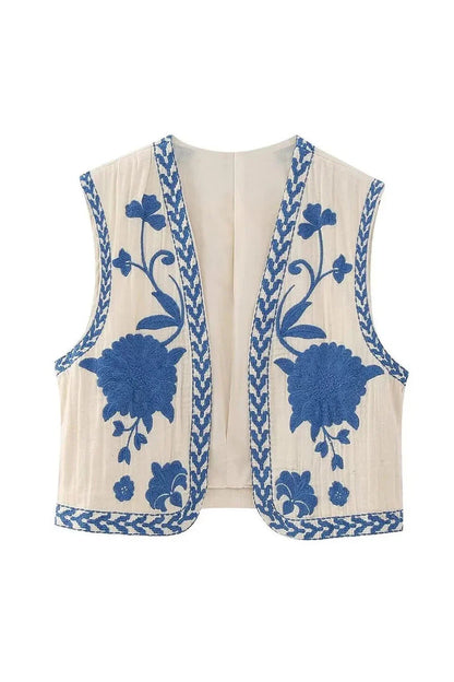 Gracefully Styled Coat for Any Occasion
