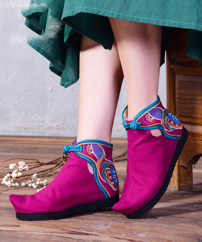 Well Tailored Shoes with a Graceful Silhouette